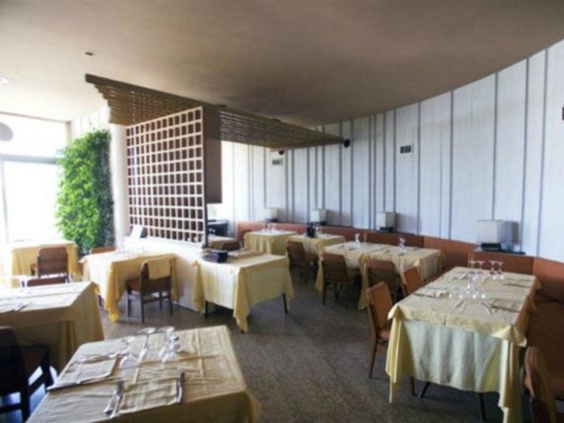 Hotel La Conchiglia Fregenae Exteriör bild